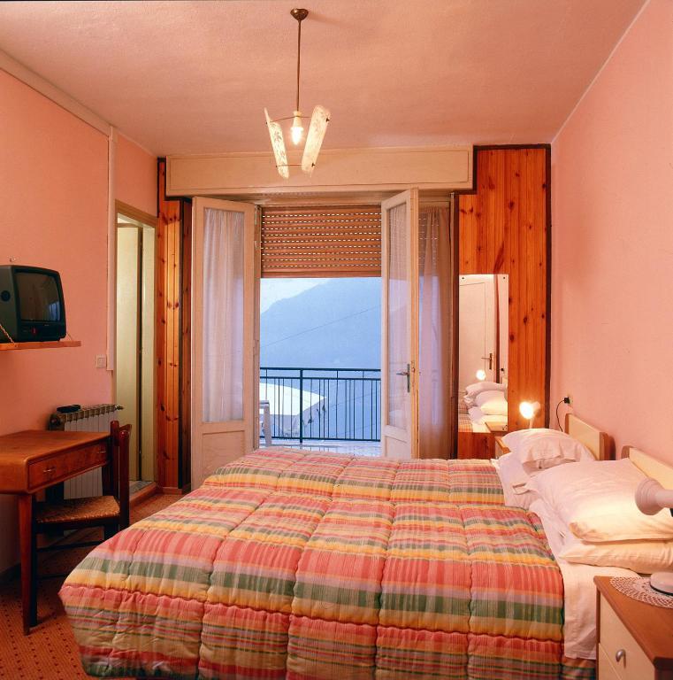 ריבה די סולטו Hotel Poggio D'Oro חדר תמונה
