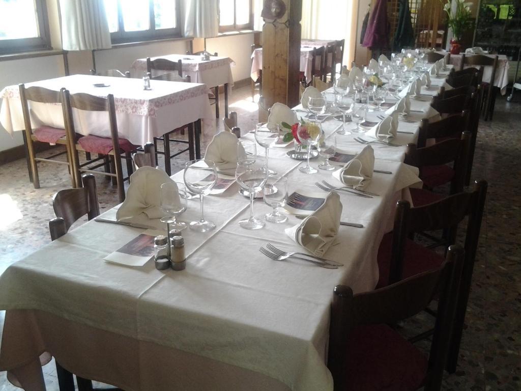 ריבה די סולטו Hotel Poggio D'Oro מראה חיצוני תמונה